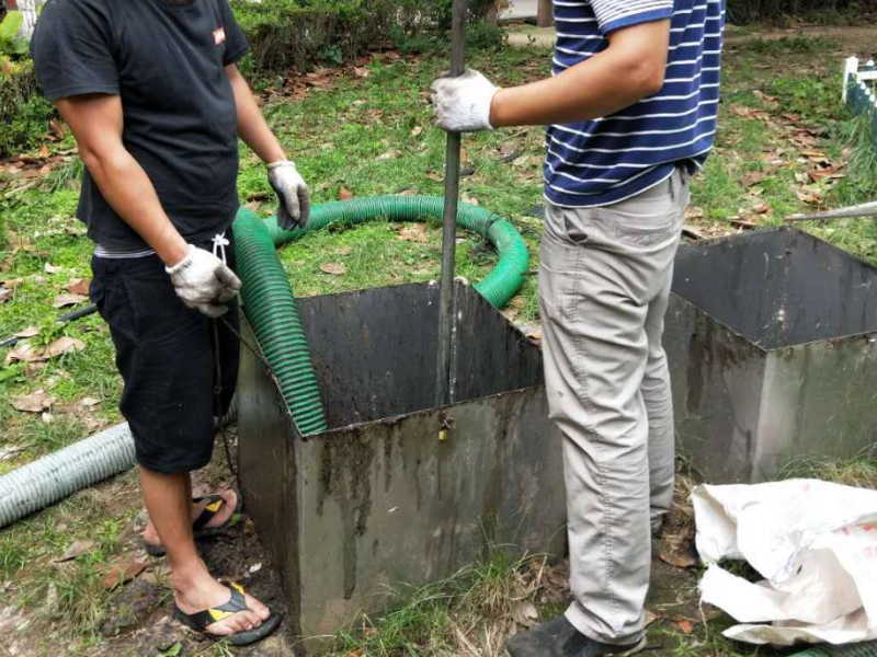 栖霞清洗污水管道和雨水管道疏通和高压清洗管道